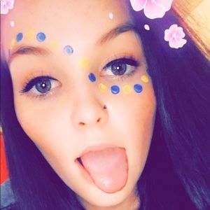 Meet your Posher, Janelle